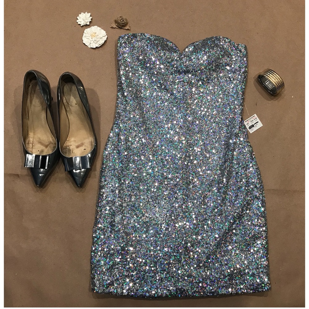 COPY - ✨NWOT✨Glitz & Glam Mini Dress